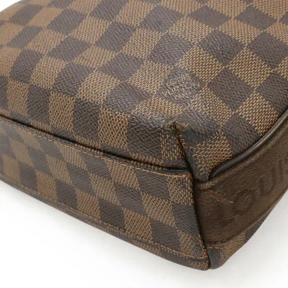 LOUIS VUITTON Brown Damier Trotter Shoulder Bag - Picture 4 of 10
